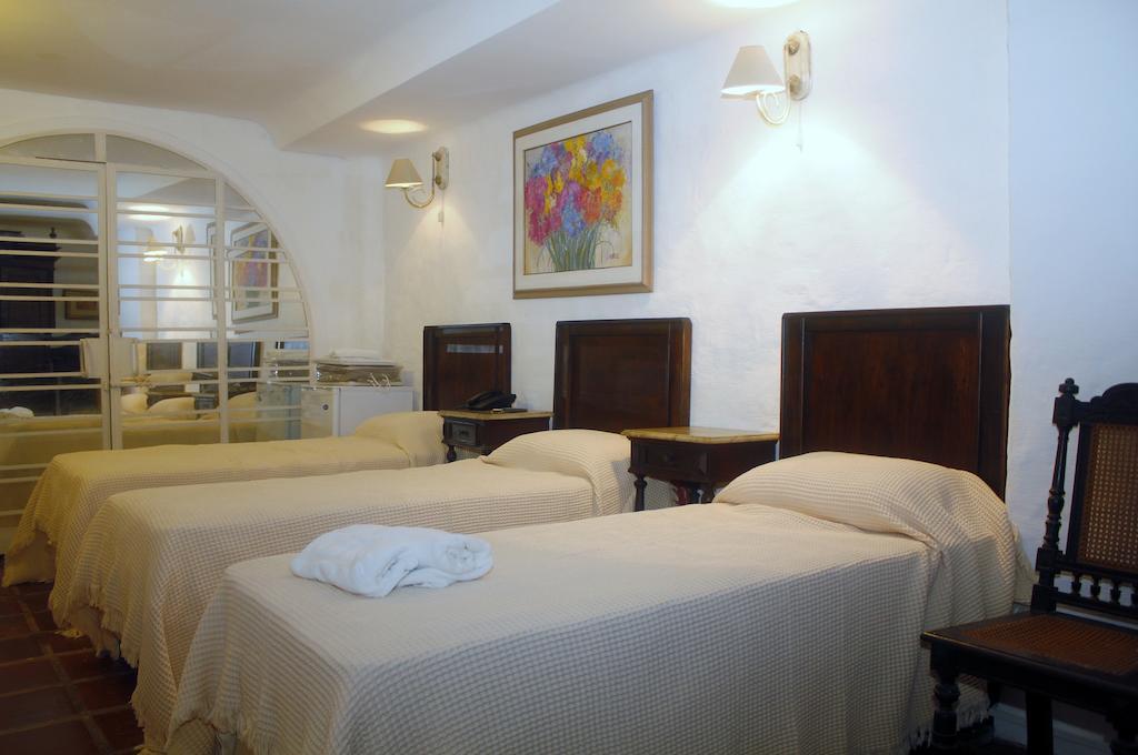 Hotel Paseo Del Arte Asunción Pokoj fotografie