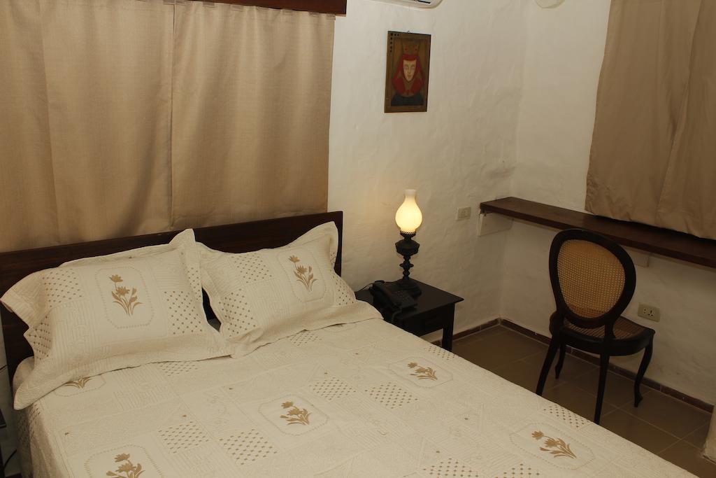Hotel Paseo Del Arte Asunción Pokoj fotografie